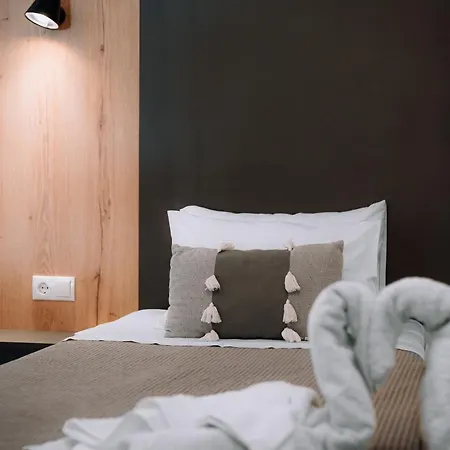 Eva's Hotel 2*